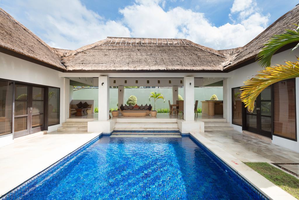 Casa Benita By Bracha Villas Management Seminyak Extérieur photo